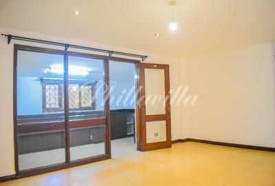 2 Bed Apartment with En Suite in Riverside