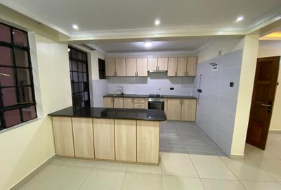 2 Bed Apartment with En Suite in Ruaka
