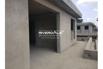 5 Bed Townhouse with En Suite in Kyuna - 4