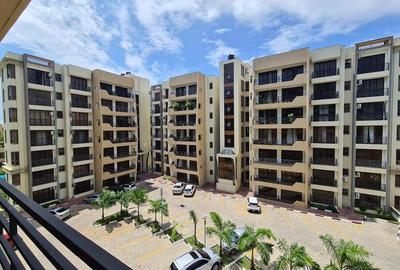 3 Bed Apartment with En Suite at Simba Road