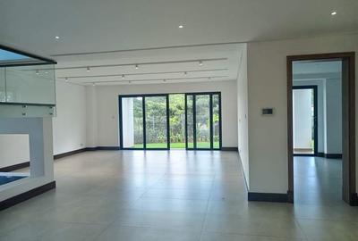 5 Bed Townhouse with En Suite at Kitisuru