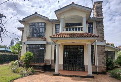 4 Bed Villa with En Suite in Redhill