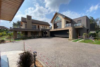 6 Bed House with En Suite at Runda Mumwe - 2