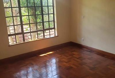 4 Bed House with En Suite at Runda