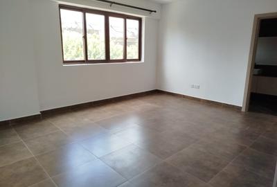 3 Bed Apartment with En Suite in Westlands Area - 3