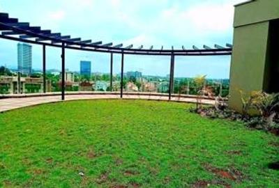 4 Bed Apartment with En Suite at Riverside Drive - 4