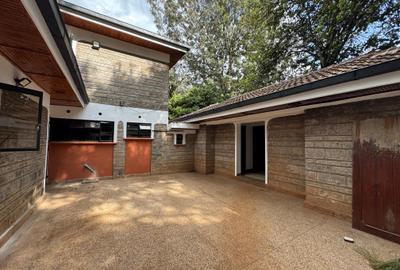 4 Bed Townhouse with En Suite in Runda