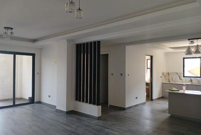 2 Bed Apartment with En Suite in Brookside - 3