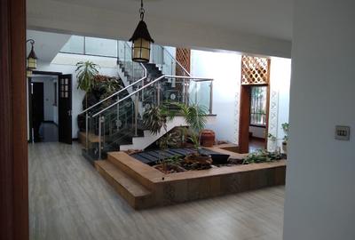 5 Bed Villa with Garden in Kitisuru