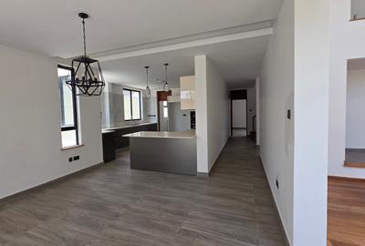 5 Bed Villa with En Suite at Lavington - 4