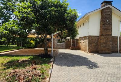 3 Bed House with En Suite in Lavington