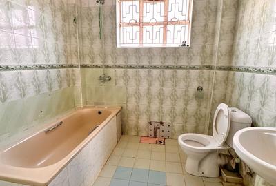 5 Bed Villa with En Suite in Karen - 4