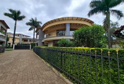 5 Bed Townhouse with En Suite in Lavington