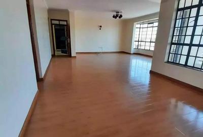 3 Bed Apartment with En Suite in Lavington