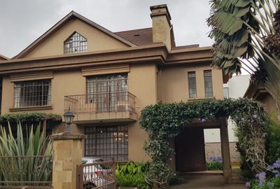 5 Bed Townhouse with En Suite at Apple Cross