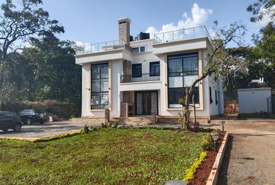 7 Bed Townhouse with En Suite at Ndege Road