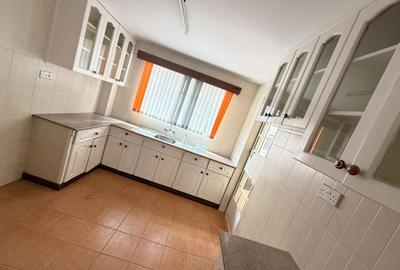 Office with Service Charge Included in Kilimani - 2