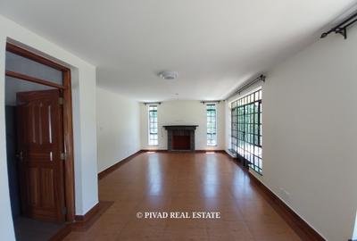 4 Bed Townhouse with Garden in Kiambu Road - 4