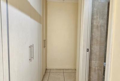 1 Bed Apartment with En Suite in Lavington - 3