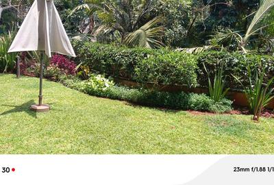 5 Bed Townhouse with En Suite in Lavington - 2