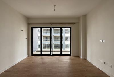 1 Bed Apartment with En Suite in Lavington