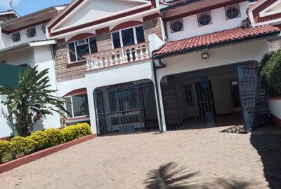 4 Bed Townhouse with En Suite at Westlands