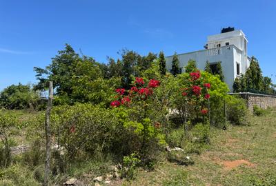 0.25 ac Land in Vipingo