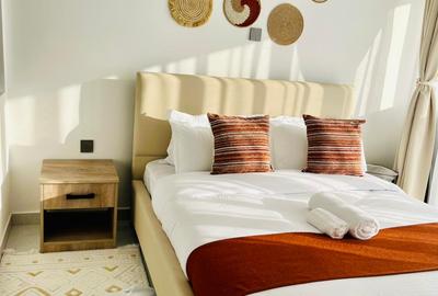 Serviced 1 Bed Apartment with En Suite in Westlands Area - 2