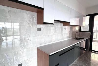 2 Bed Apartment with En Suite at Kindaruma Road - 3