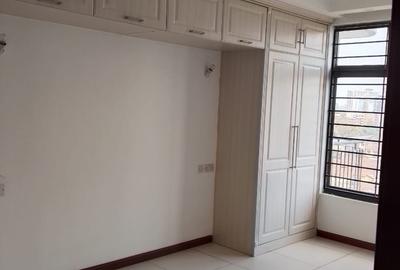 3 Bed Apartment with En Suite in General Mathenge - 3
