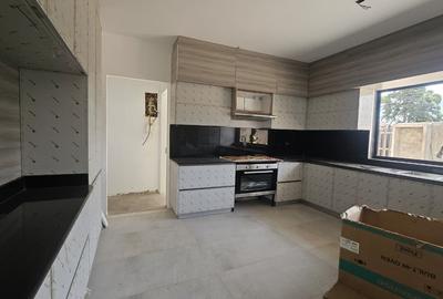 4 Bed Townhouse with En Suite in Kiambu Road - 3