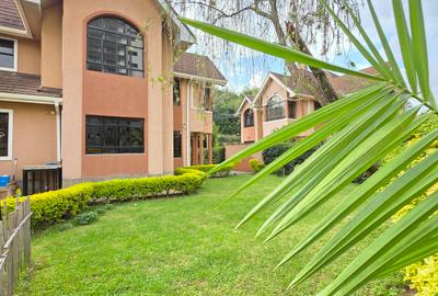4 Bed Townhouse with En Suite at Lavington Green - 3