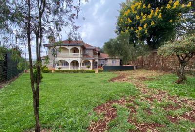 5 Bed Townhouse with En Suite in Nyari