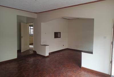 4 Bed Townhouse with En Suite at Kilimani Estate Nairobi