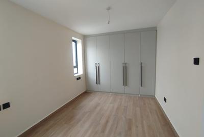 4 Bed Apartment with En Suite in General Mathenge - 2
