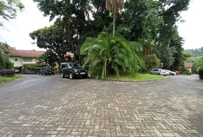 3 Bed Townhouse with En Suite in Riverside