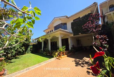 5 Bed Townhouse with Garden in Westlands Area - 2