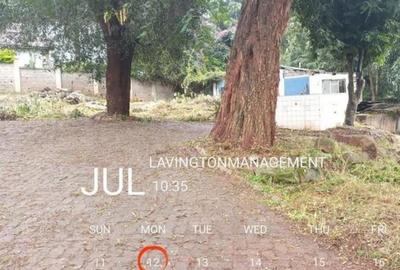 0.47 m² Land at Lavington Green