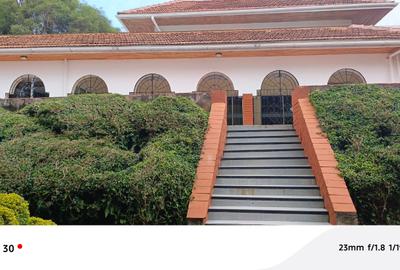 10 Bed Townhouse with En Suite in Lavington