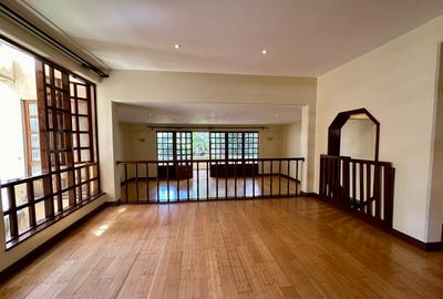 3 Bed Apartment with En Suite at Lavington