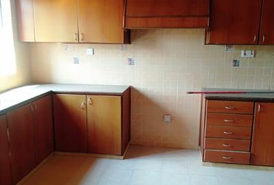 4 Bed Apartment with En Suite at Lavington - 4