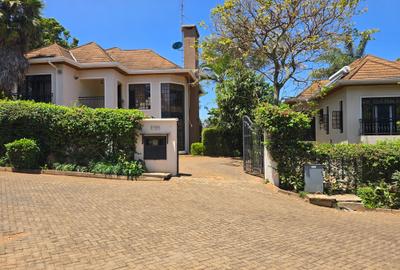 4 Bed Villa with En Suite in Runda