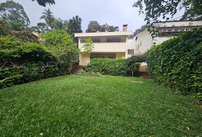 4 Bed House with En Suite in Spring Valley