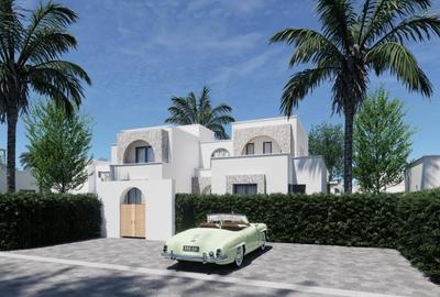 3 Bed Villa with En Suite at Kuruwitu - 4