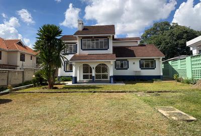 4 Bed House with En Suite in Runda