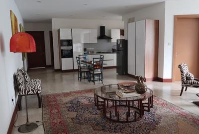 Furnished 3 Bed Apartment with En Suite in Parklands