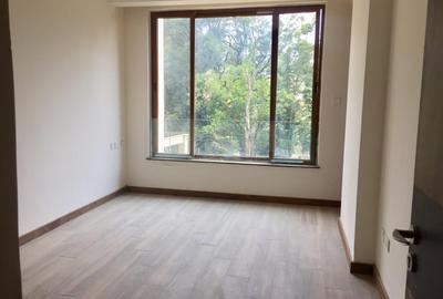 2 Bed Apartment with En Suite in Westlands Area