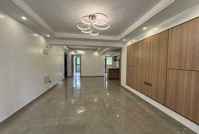 3 Bed Apartment with En Suite at Riverside Dr - 3