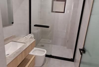 3 Bed Apartment with En Suite in Riverside - 4