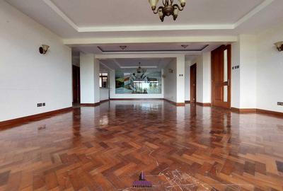 3 Bed Apartment with En Suite at Riverside Drive